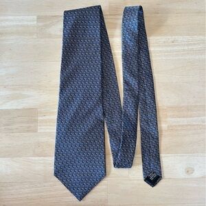 Vanderbilt 100% Silk Tie